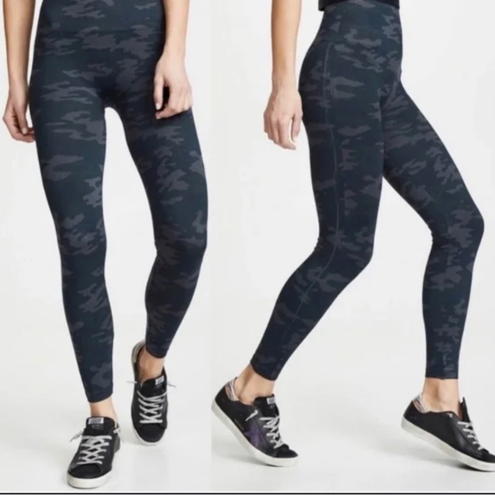 SPANXโ Look At Me Now Leggings